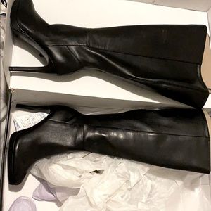Black NineWest boots size 5